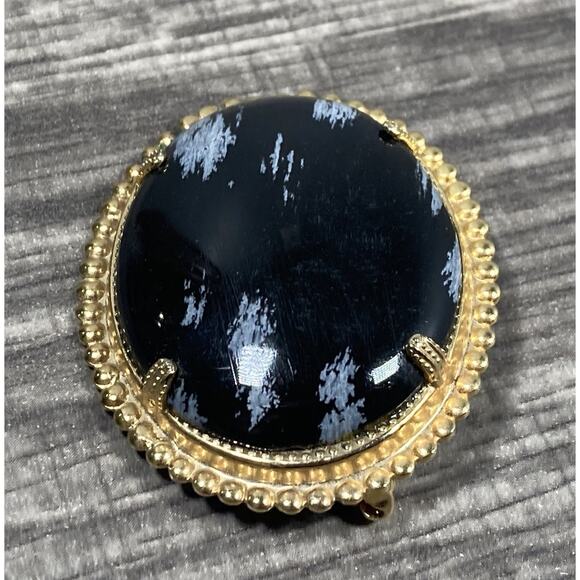 Vintage Oval Black Snowflake Obsidian Cabochon Gold Tone Brooch Pin - Picture 2 of 10